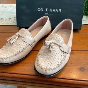 Cole Haan soft weave leather loafer, size 10